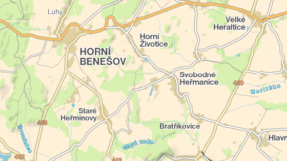 Zatopený lom Šífr ve Svobodných Heřmanicích na Bruntálsku patří k vyhledávaným místům pro potápění. Občas tam však spěchají záchranáři. Zatopený lom Šífr ve Svobodných Heřmanicích na Bruntálsku patří k vyhledávaným místům pro potápění. Občas tam však spěchají záchranáři.