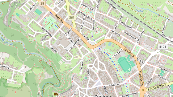 M�sto oprav ve Znojm� a na jih navazuj�c� historick� centrum.