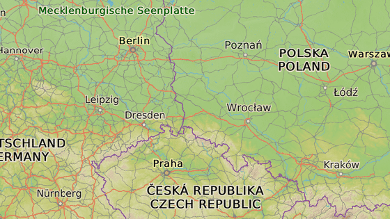 Eisenhttenstadt le v nmecko-polskm pohrani, asi 120 kilometr od Berlna.