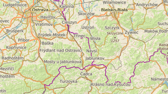 V Nýdku (červená značka) a v Bukovci (modrá značka) mají problémy s vodou z přívalových srážek.