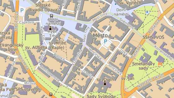 Bl�cher�v pal�c stoj� v centru Opavy, u k�i�ovatky ulic Hrn���sk� a Masarykova t��da.