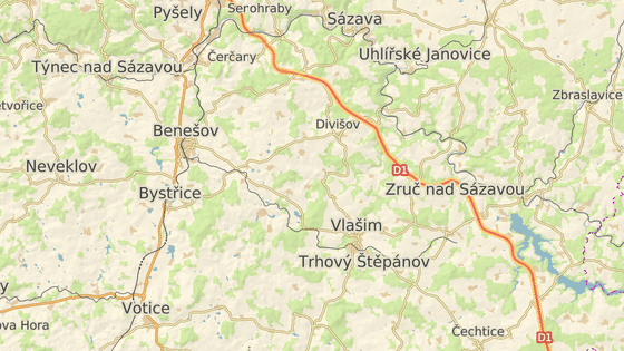 Tehov'da bir traktör tamirhanesi yanıyordu