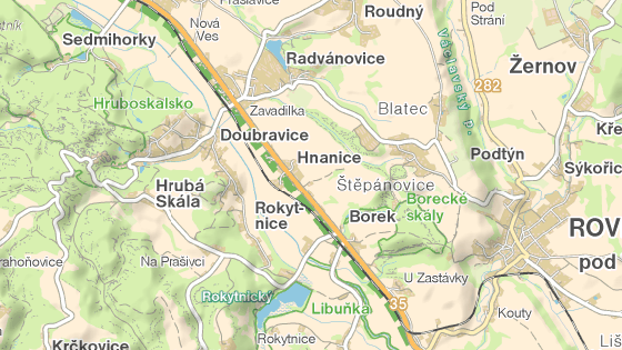 Nehoda se stala v Hnanicích pod Troskami. Nehoda se stala v Hnanicích pod Troskami.