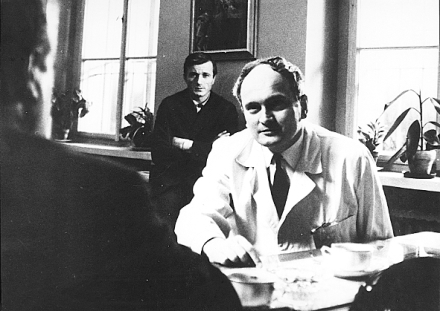 Vrah skr�v� tv��