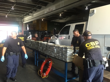 Vlky ve znamen drog II (2)