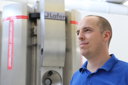 Velk� stroje zbl�zka II