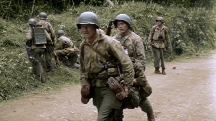 Indo��na: Zapomenut� v�lka (1/2)