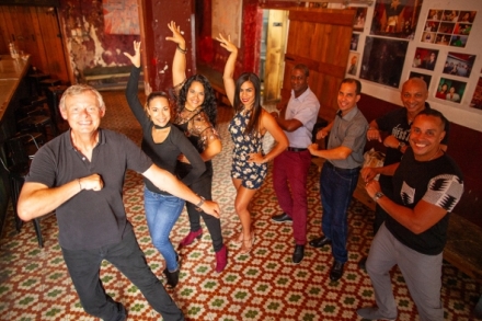 Americk� ostrovy s Martinem Clunesem (3/4)