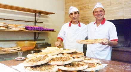 S kucha�em kolem sv�ta