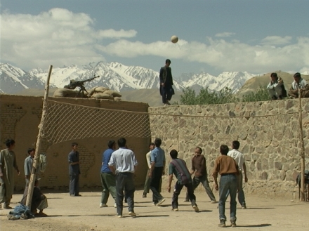 M dtstv, m zem - 20 let v Afghnistnu