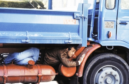 Policajt nebo ro���k