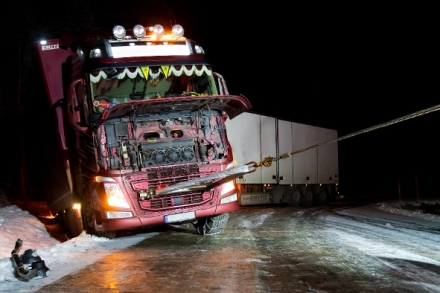 Z�chrana na zledovat�l� silnici VI (5)