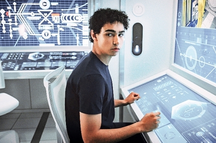 Voyagers - Vesm�rn� mise