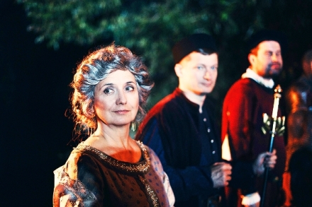 Princezn� zakliata v �ase