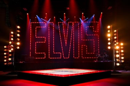 V�noce v Gracelandu