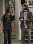 Dva a p�l chlapa X (5)