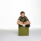 Dva a p�l chlapa (14)