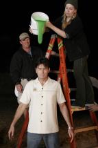 Dva a p�l chlapa V (14)