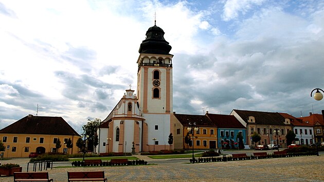 Bechyn -Masarykovo nmst, kostel sv. Matje