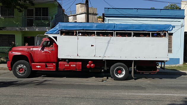 I takto me vypadat kubnsk cesta autobusem, promite nklakem....