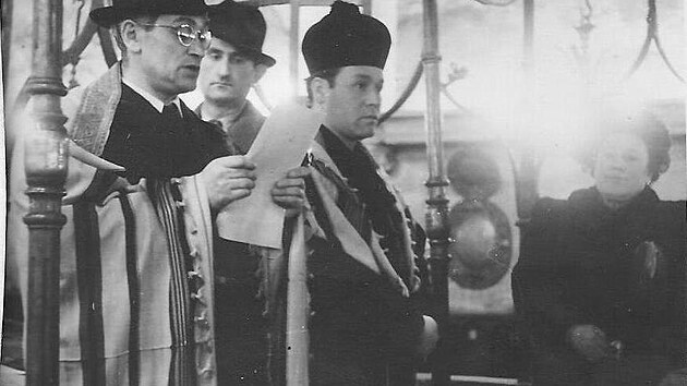 Prosinec 1946 - svatba ve Staronov synagoze