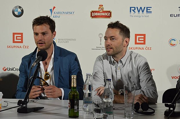 tiskov konference Anthropoid, Jamie Dornan a Sean Ellis