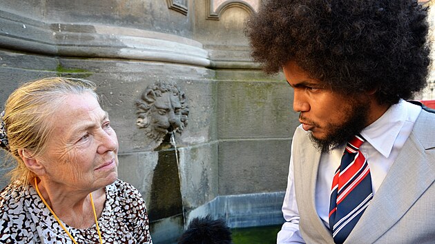 Z o�� do o��, tomu ��k�m kvalitn� nez�visl� �urnalistika!