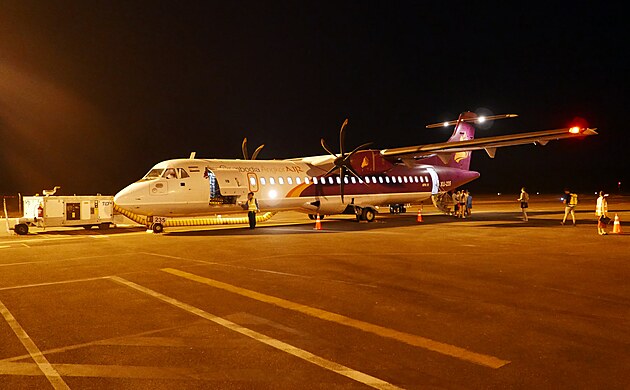 ATR 72-500 Cambodia Angkor Air
