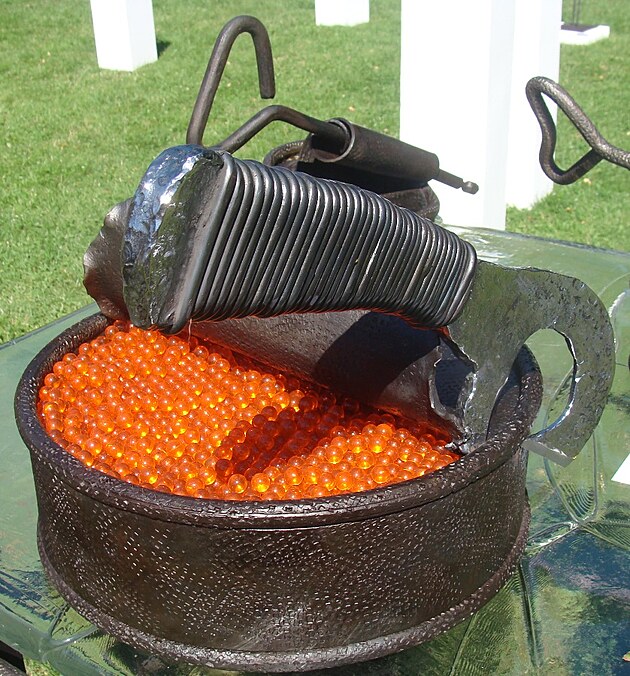 Ryby f plechu, Fish yn tin