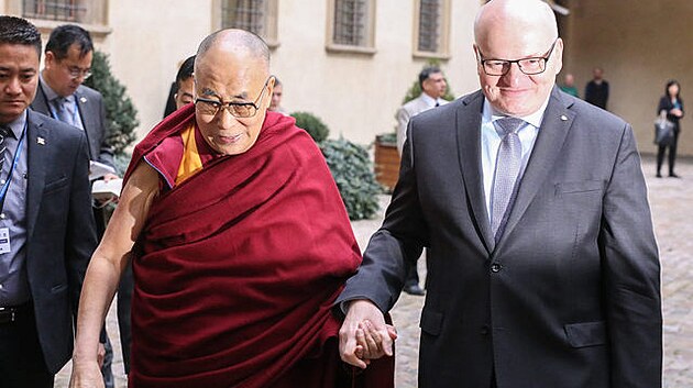 Dalajlma nechtc odkopal spoustu tuenho do statusu ''jist''