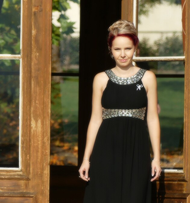 P�vabn� svateb�anka. Snad j� nebyla zima.