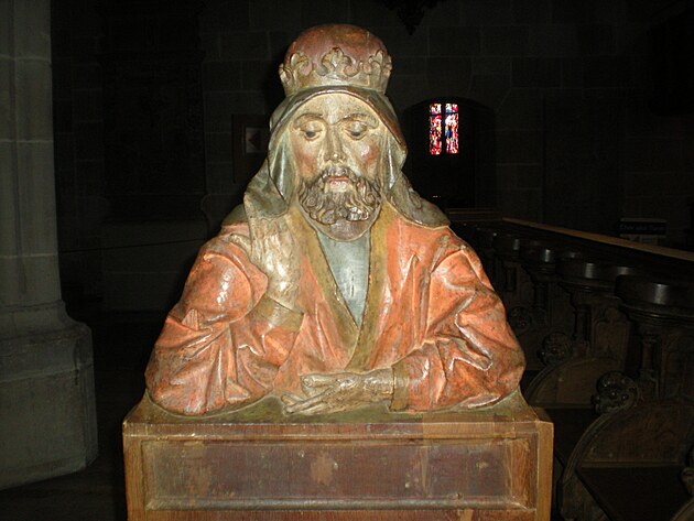 Socha v kostele Stiftskirche