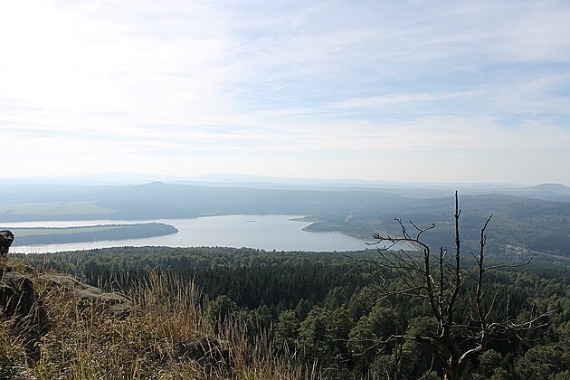 P��se�nick� p�ehrada z Jelen� hory.