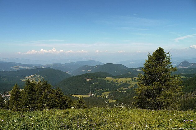 Podh Dolomit - vhed od Rif.Paolina smrem k Bolzanu