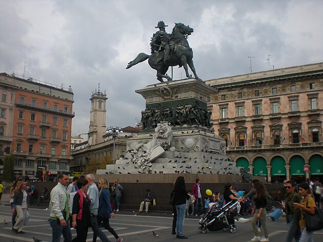 Nm. Piazza del Duomo