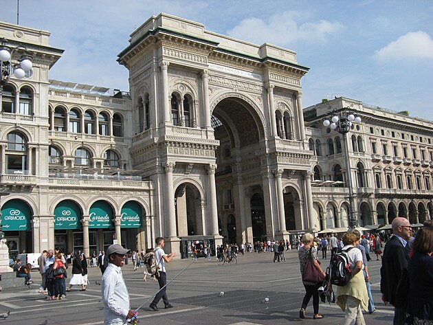 Vchod do Gallerie Vittorio Emanuele
