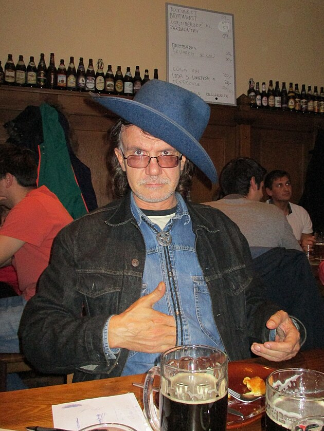 P�i v�em tom sout�en� m� Shaana �as i na srandi�ky ...