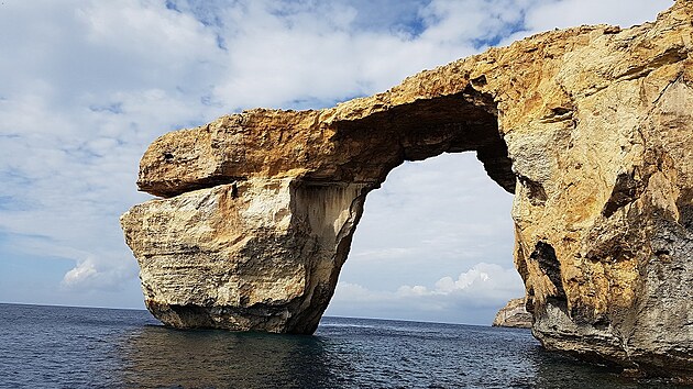 Skaln okno Azure Windows na ostrov Gozo (dnes ji minulost)