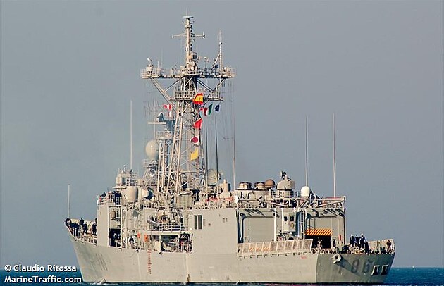 F86 Canarias - panlsk vojensk lod
