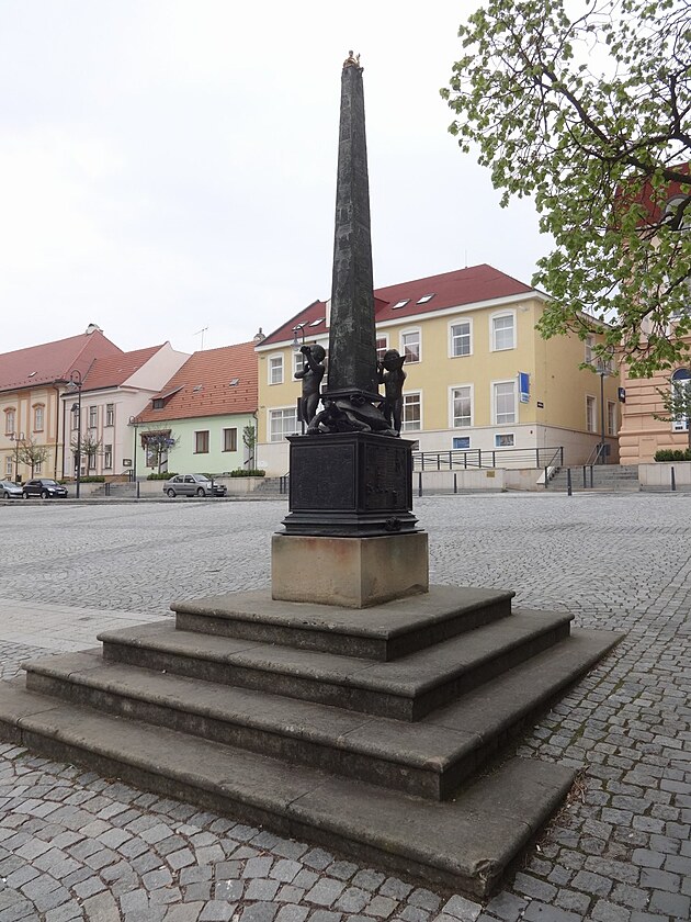 Obelisk Via Lucis v Uherskm Brod