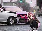 http://www.rms.nsw.gov.au/geared/your_driving_skills/car_crashes/what_to_do_in_a_crash.html