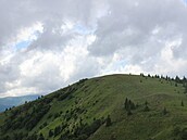 Nov Hoa, kam vyjedete lanovkou a odtud na Zvolen 1420m.