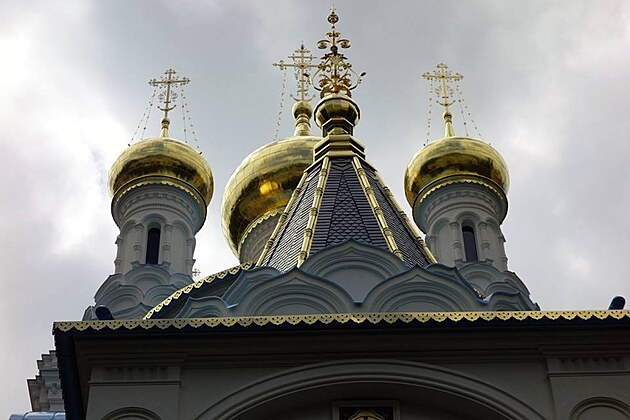 Zlat kupole pravoslavnho chrmu