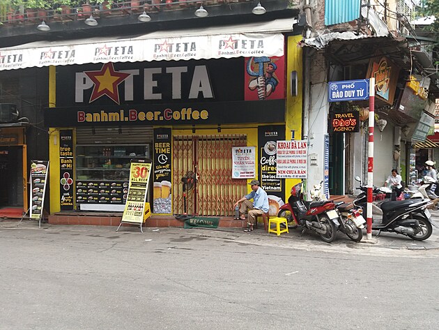 Revolu�n� Pateta otev�r� a� odpoledne.