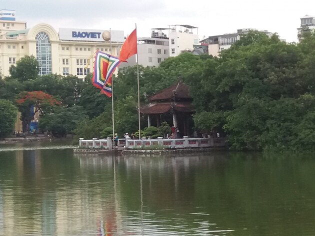 Tra Ba Dinh.