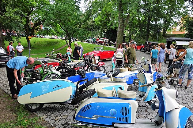 P�ijely i fe�n� motorky
