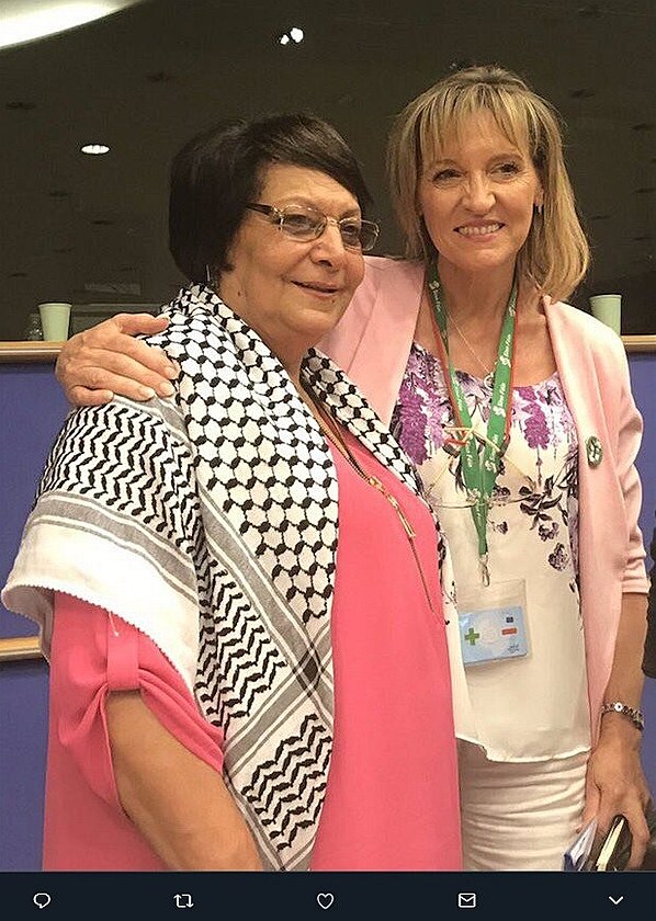 Leila Khaled s poslankyn EP Martinou Anderson v Evropskm parlamentu