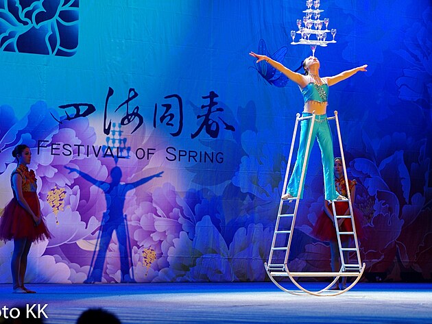 Takhle zach�zet s k�ehkou kr�sou brou�en�ho skla?