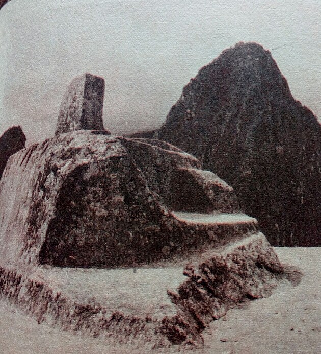 Takhle tehdy vypadal kmen Intihuatana, monolit, kter mon slouil jako astronomick kalend. Jet cel, jeliko v roce 2000 na nj pri natcen reklamy na pivo spadl jeb a urazil 8 cm z jeho piky....