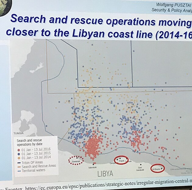 Z obrzku je patrn, e zatmco v roce 2014 probhaly zchrann operace ve Stedozemnm moi, postupn se v roce 2016 pesthovaly vhradn k hranicm Libye. Mnoh neziskovky si tak jezdily pro migranty do blzkosti libyjskm mst.